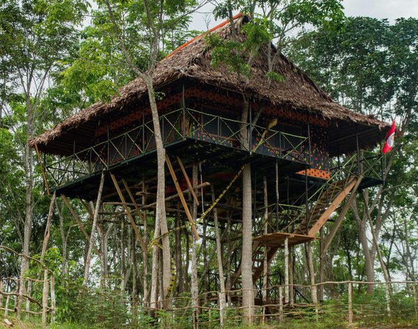 Séjournez dans une cabane perchée en Dordogne : magie et nature